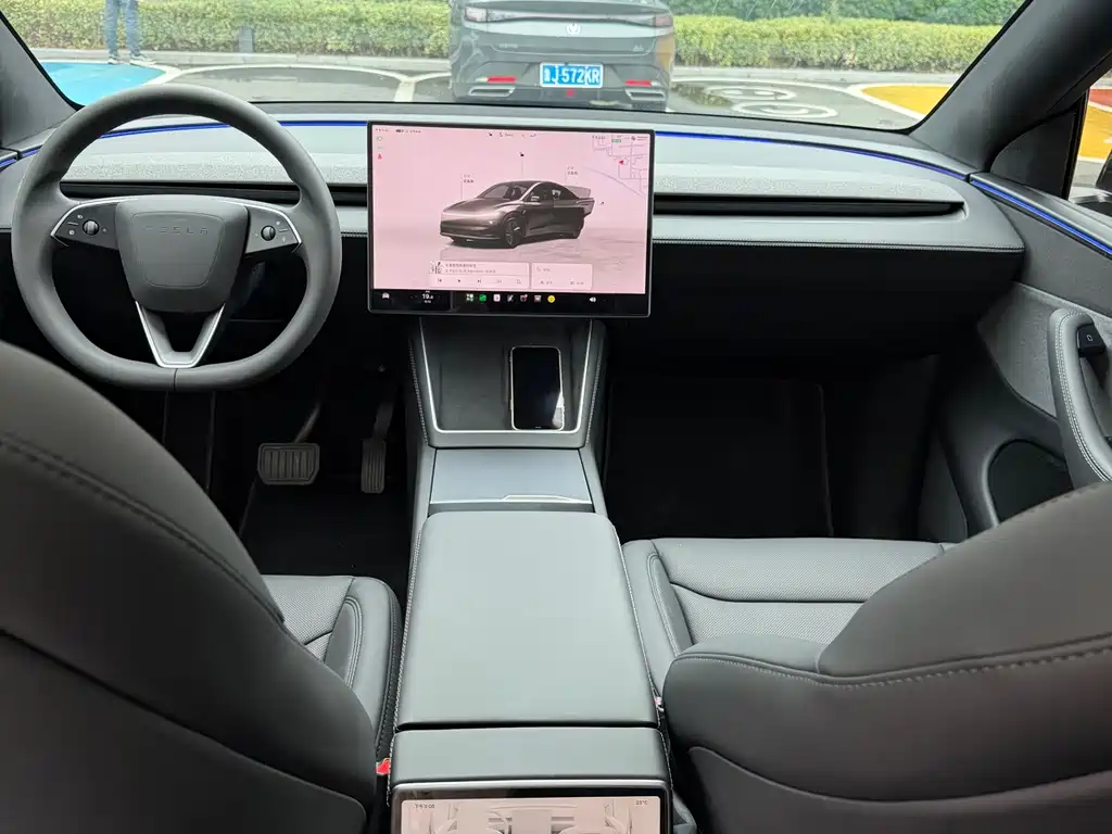 Tesla Model Y — фотографии объявления, Фото 10