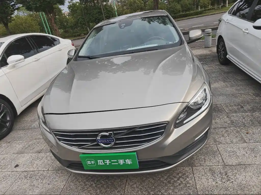 Volvo S60 — миниатюра 3