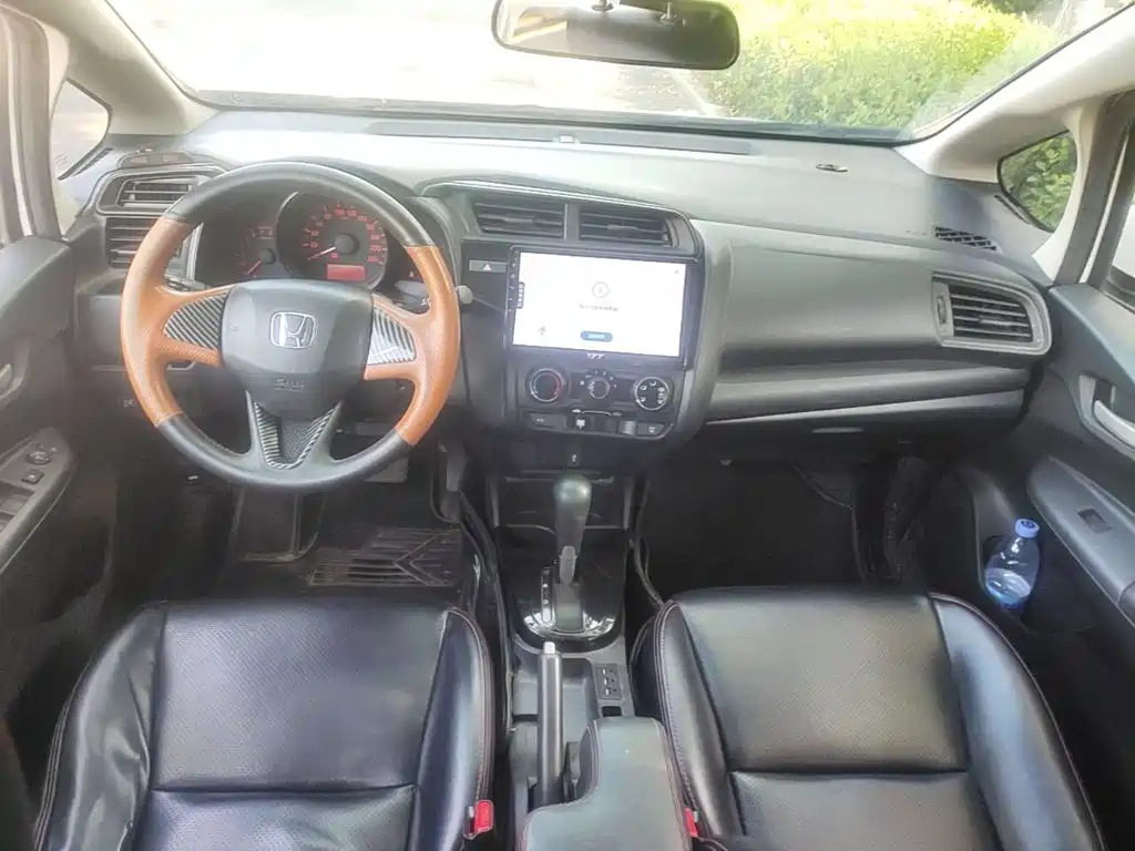 Honda Fit — миниатюра 10