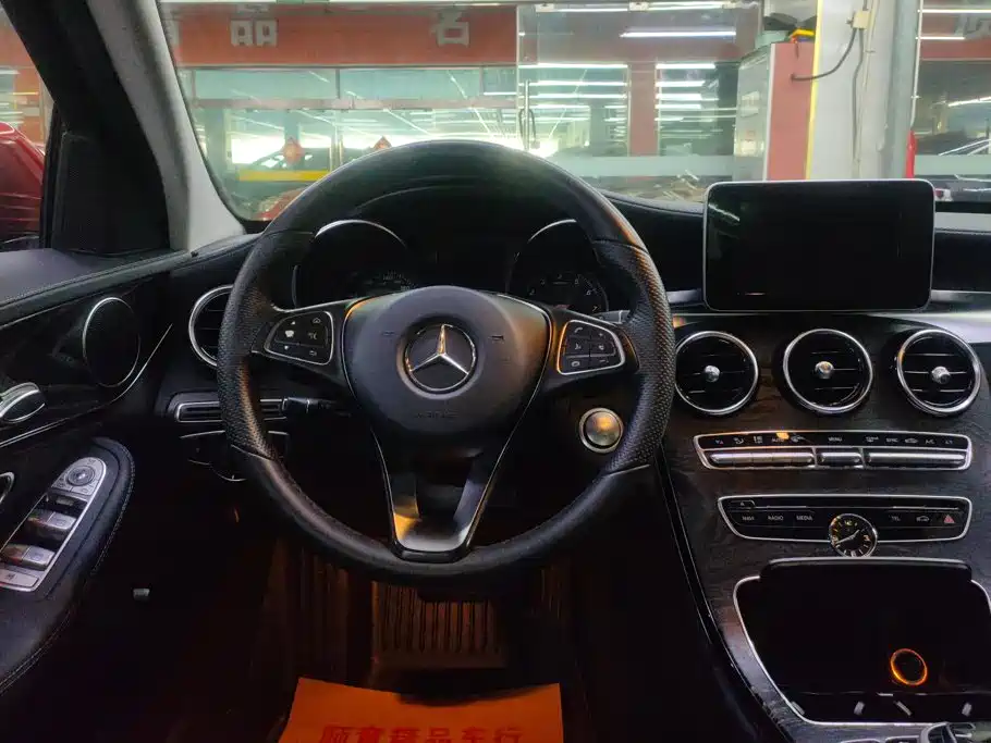 Mercedes-Benz C-Class — миниатюра 15
