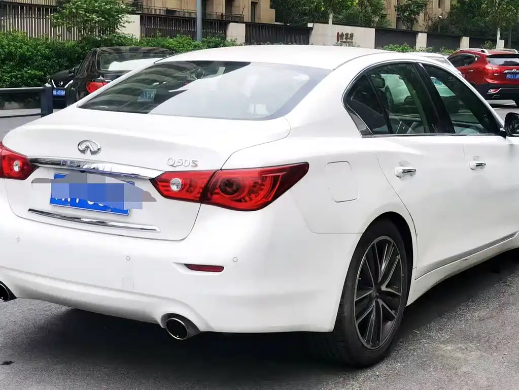 Infiniti Q50 — миниатюра 9