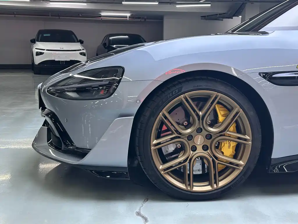 XIAOMI CAR XIAOMI SU7 ULTRA