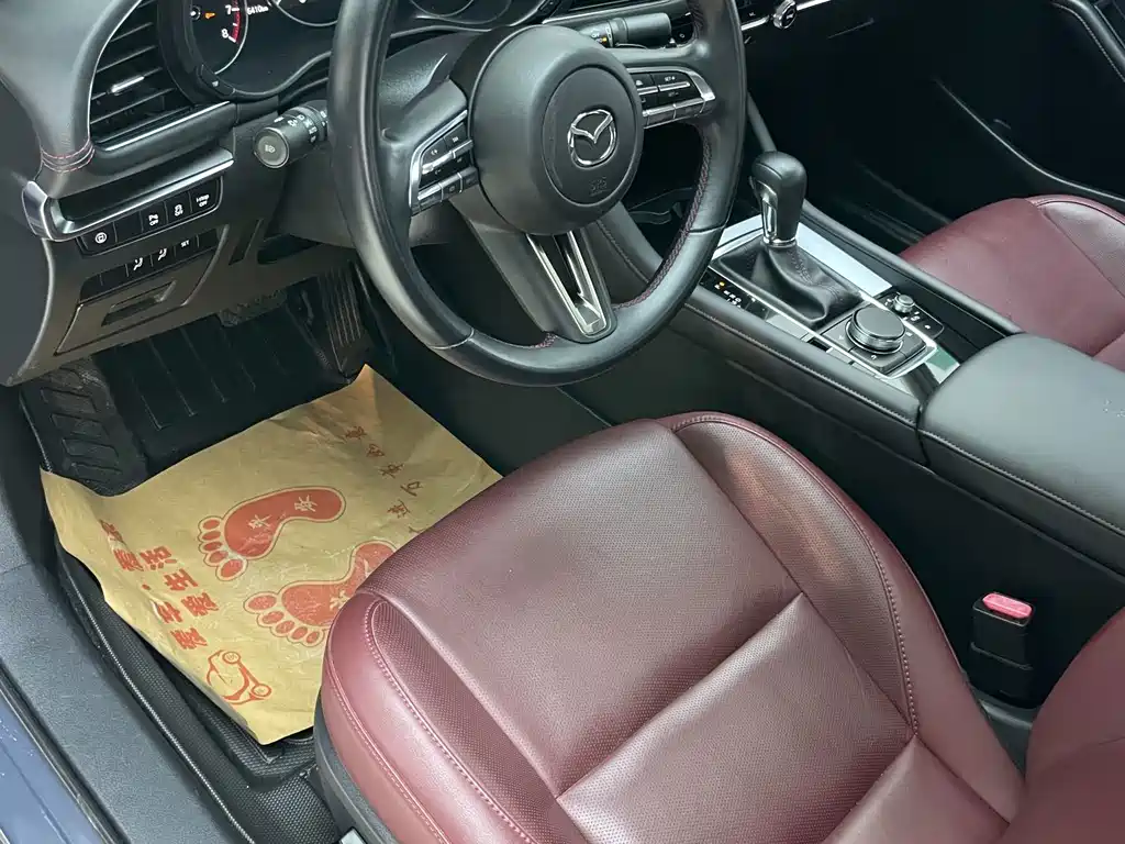 Mazda 3 Axela — миниатюра 9