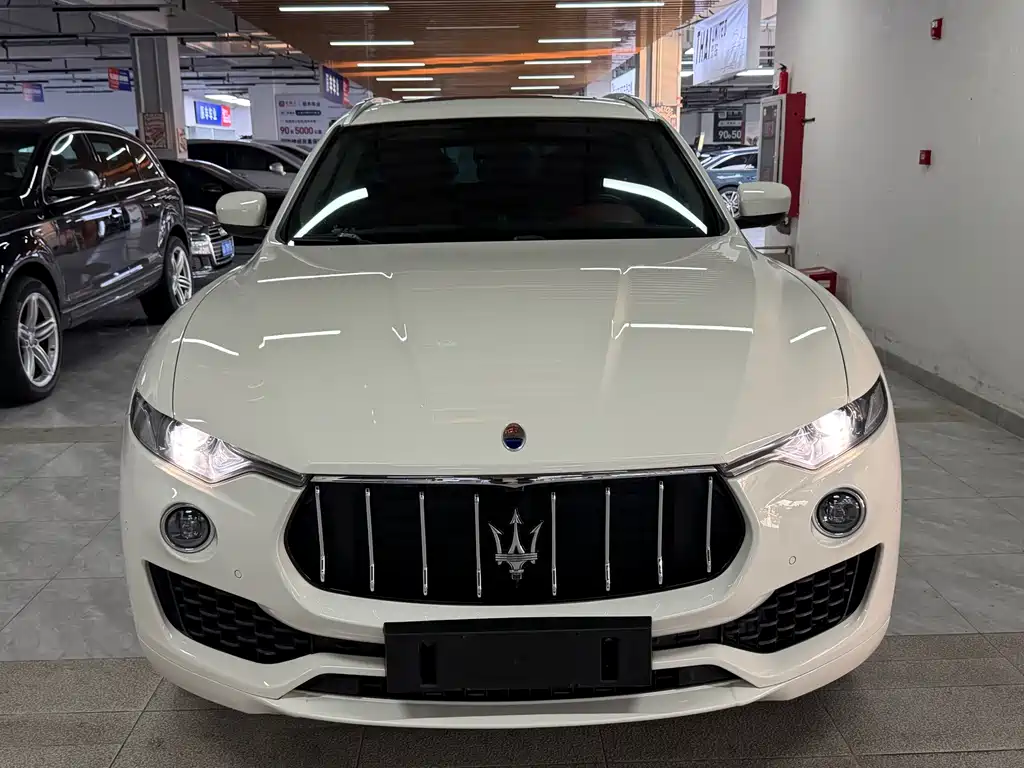 Maserati Levante — миниатюра 2
