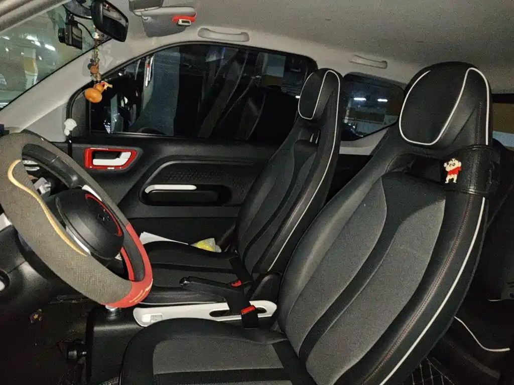Wuling MINIEV — миниатюра 11