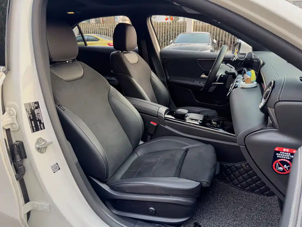 MERCEDES-BENZ A CLASS