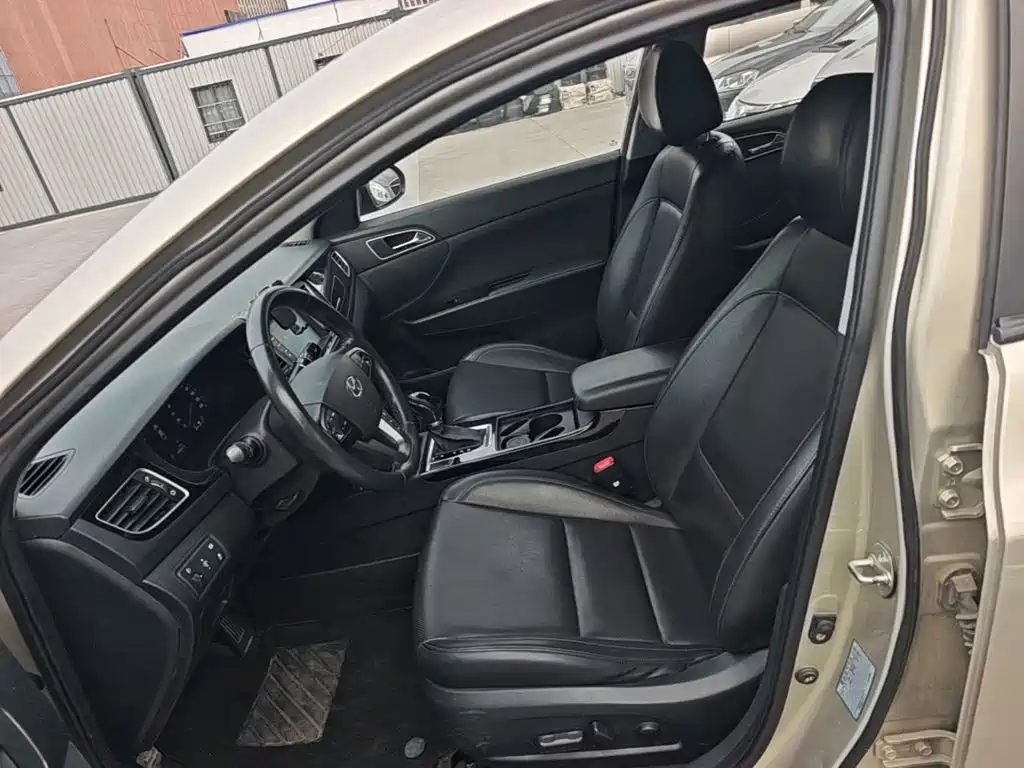 Hyundai Mistra — миниатюра 15