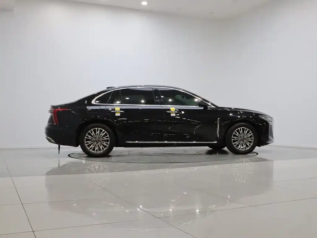 Hongqi Hongqi H5 — миниатюра 7