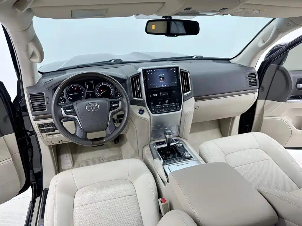 Toyota Land Cruiser — миниатюра 13