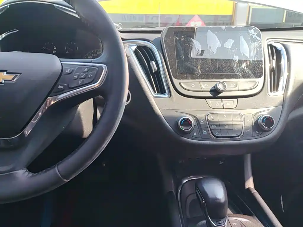 Chevrolet Malibu XL — миниатюра 10