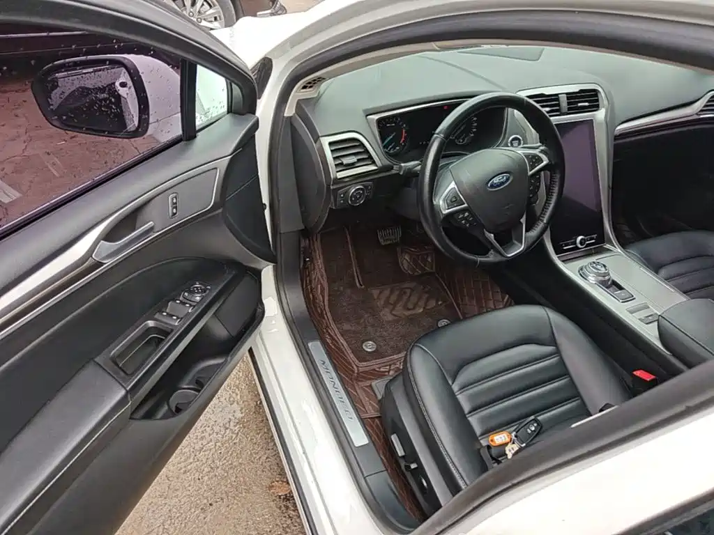 Ford Mondeo — миниатюра 16