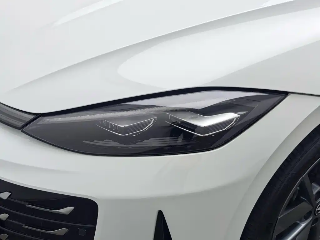 Volkswagen Lamando — миниатюра 8