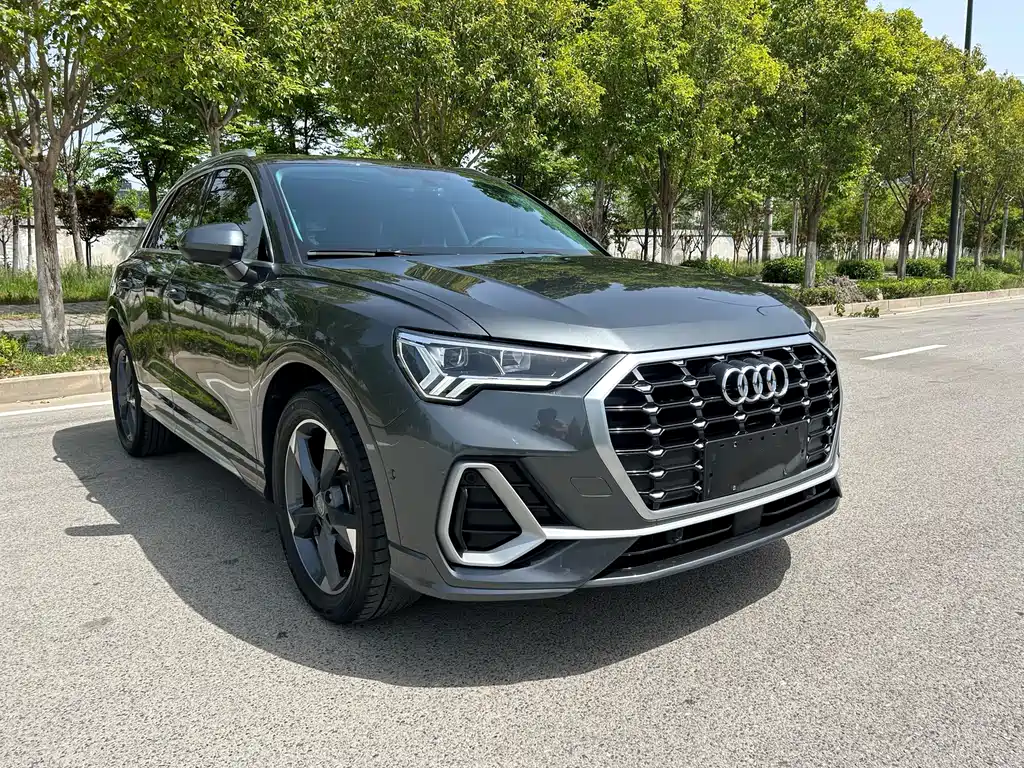 Audi Q3 2021