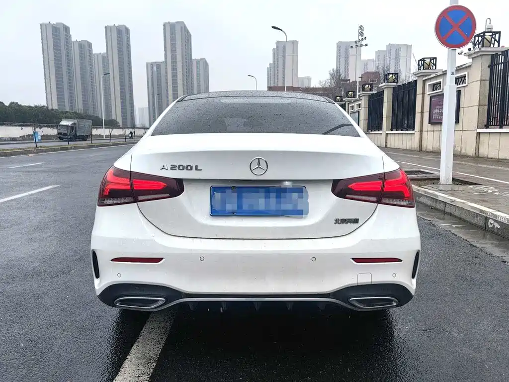 MERCEDES-BENZ A CLASS
