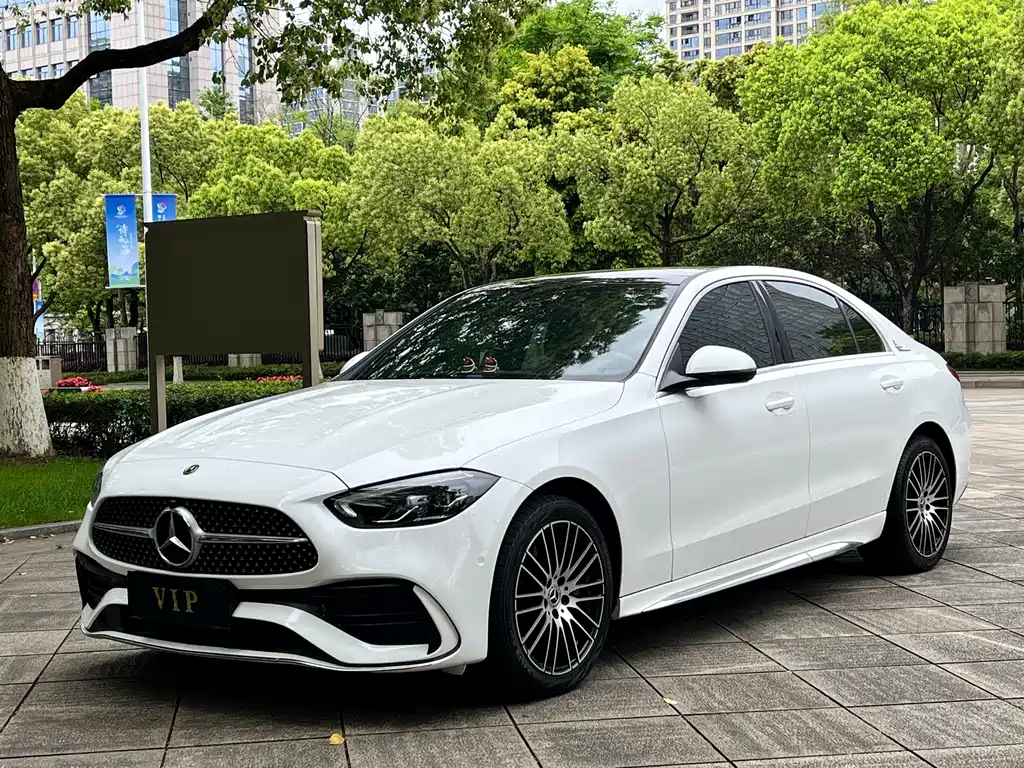 Mercedes-Benz C-Class 2022