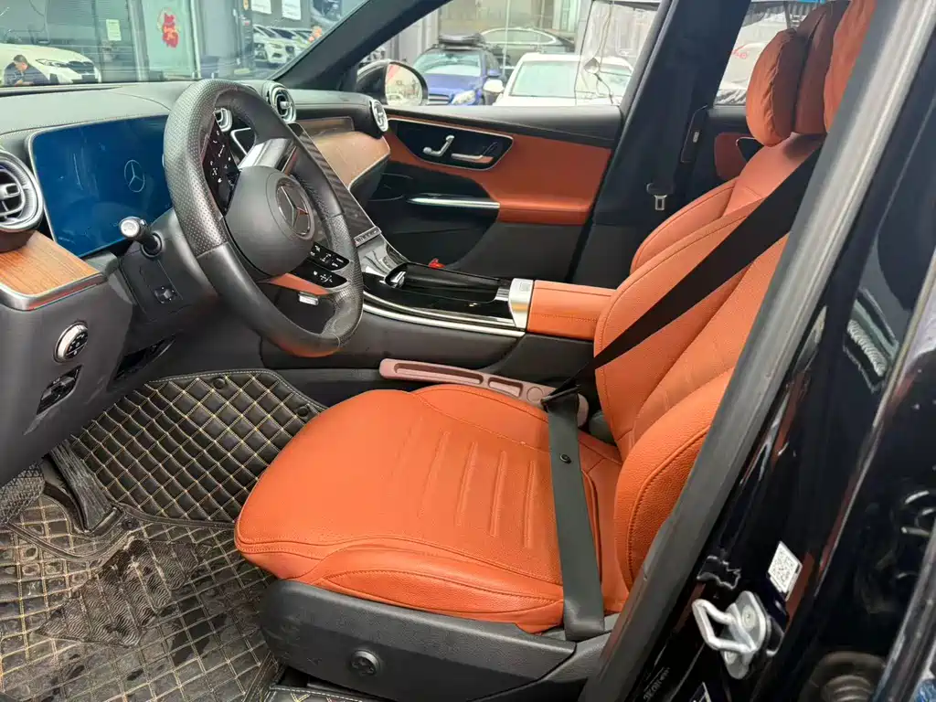 Mercedes-Benz GLC 2023 GLC 300 L 4MATIC 7 мест