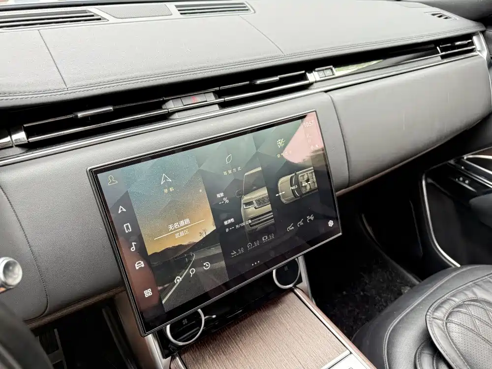 Land Rover Range Rover — миниатюра 10