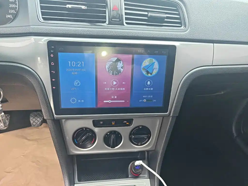 Volkswagen Lavida — миниатюра 13