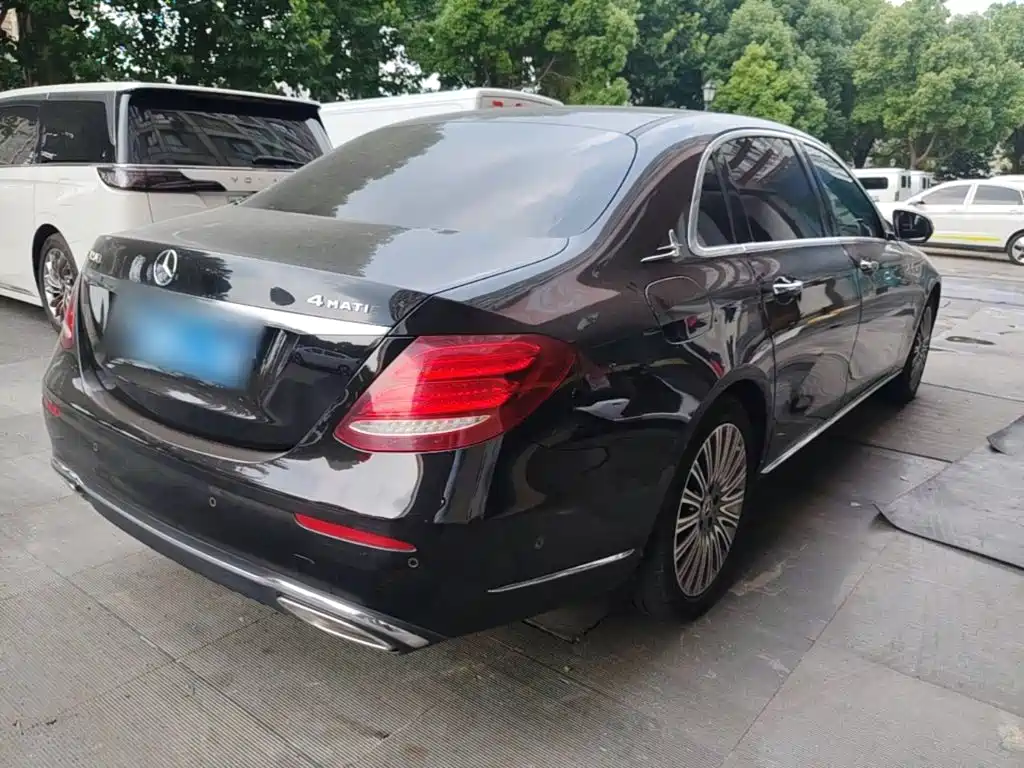 Mercedes-Benz E-Class E 2020 E 300 L Fashion