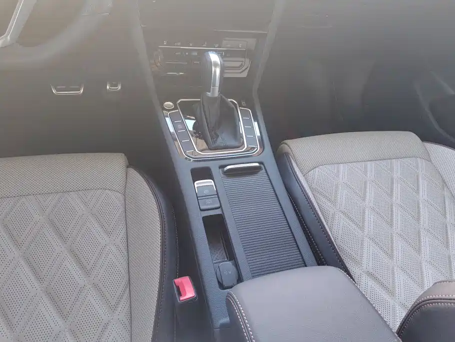 Volkswagen Magotan — миниатюра 16