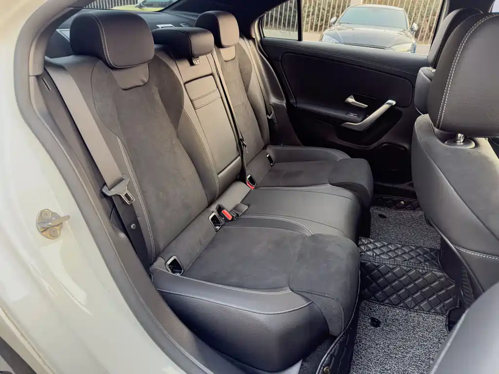 MERCEDES-BENZ A CLASS