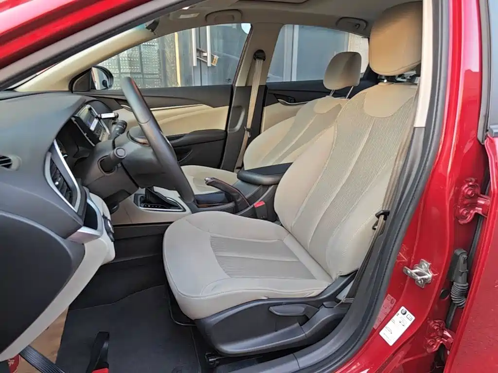 Buick Excelle — миниатюра 15