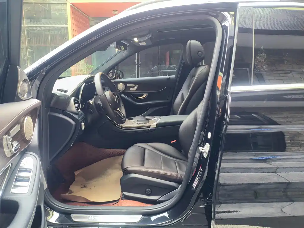 Mercedes-Benz GLC — миниатюра 8
