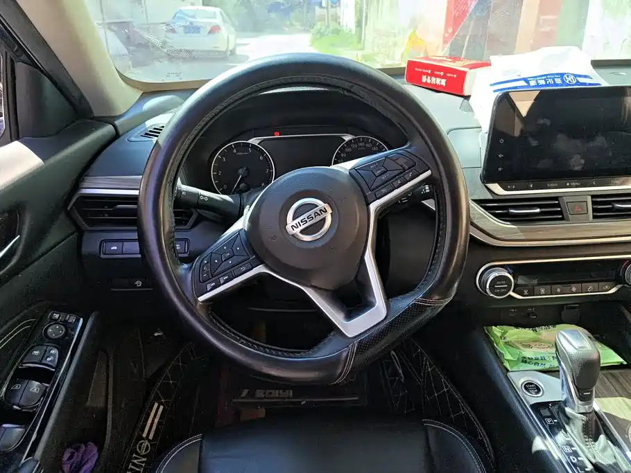 Nissan Teana — миниатюра 15