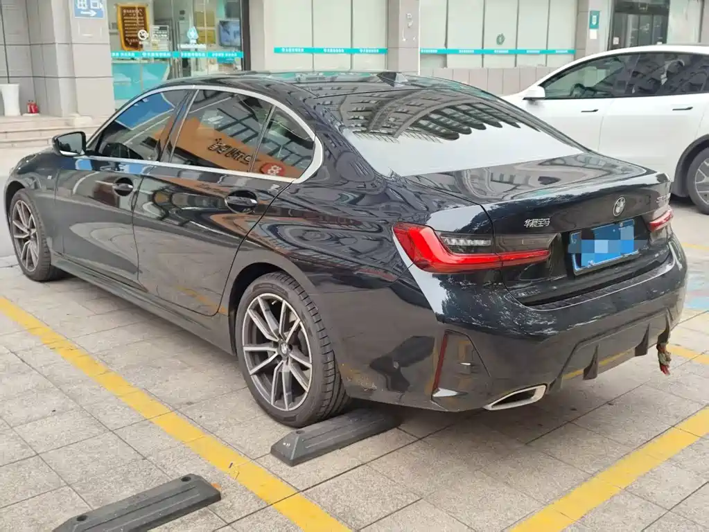BMW 3 Series — миниатюра 9