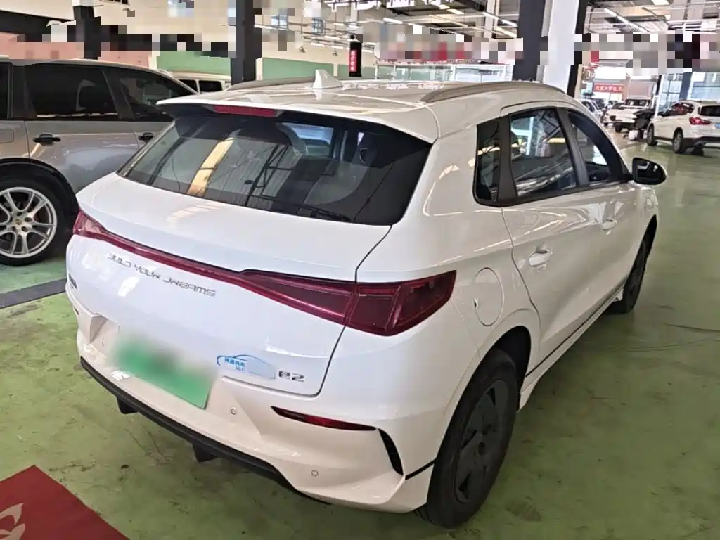 BYD e2 — миниатюра 7