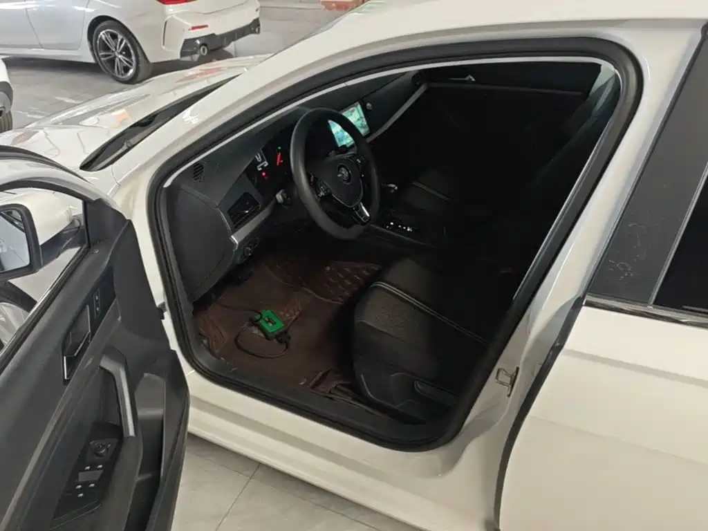 Volkswagen Lavida — миниатюра 16