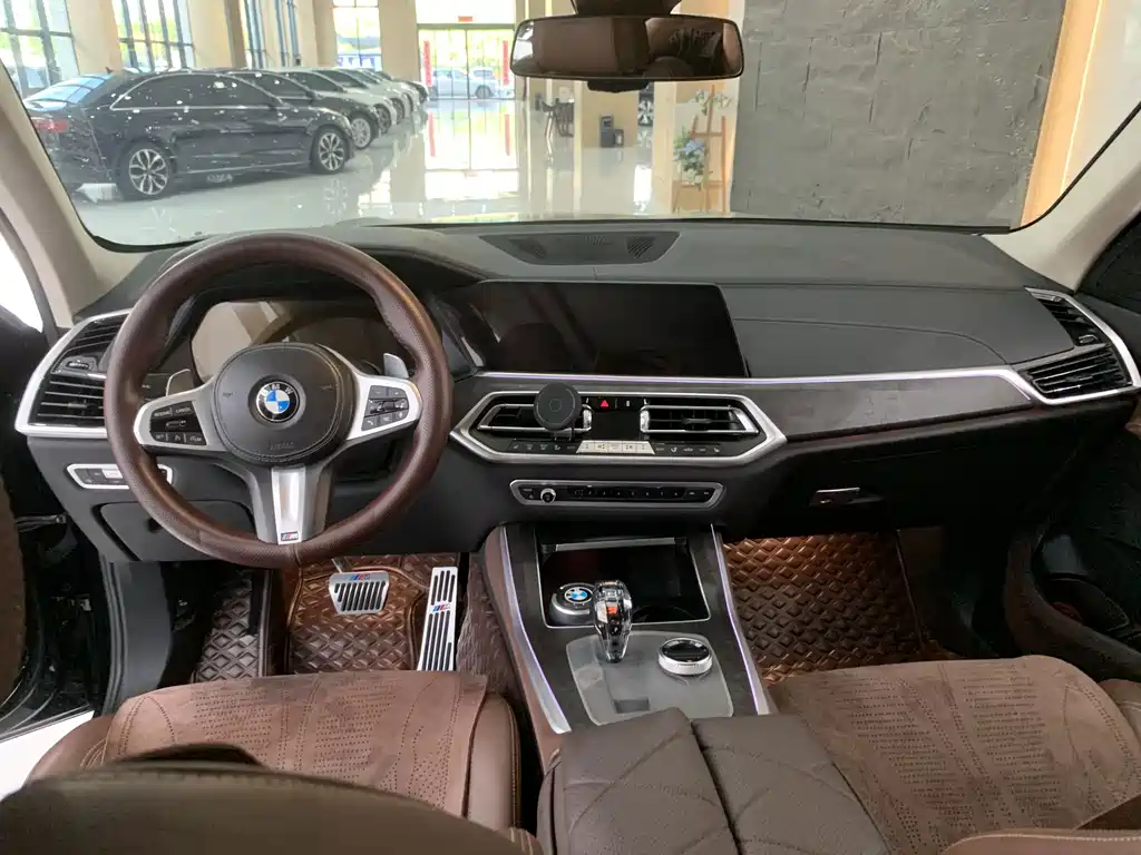 BMW X5 (Import) — миниатюра 6