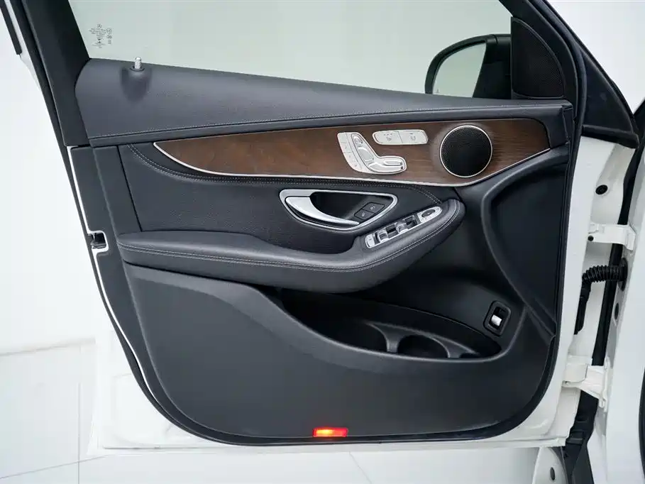 Mercedes-Benz GLC 2020 GLC 300 L 4MATIC