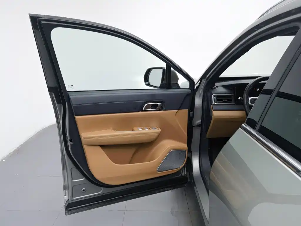 Li Auto Li ONE — миниатюра 8