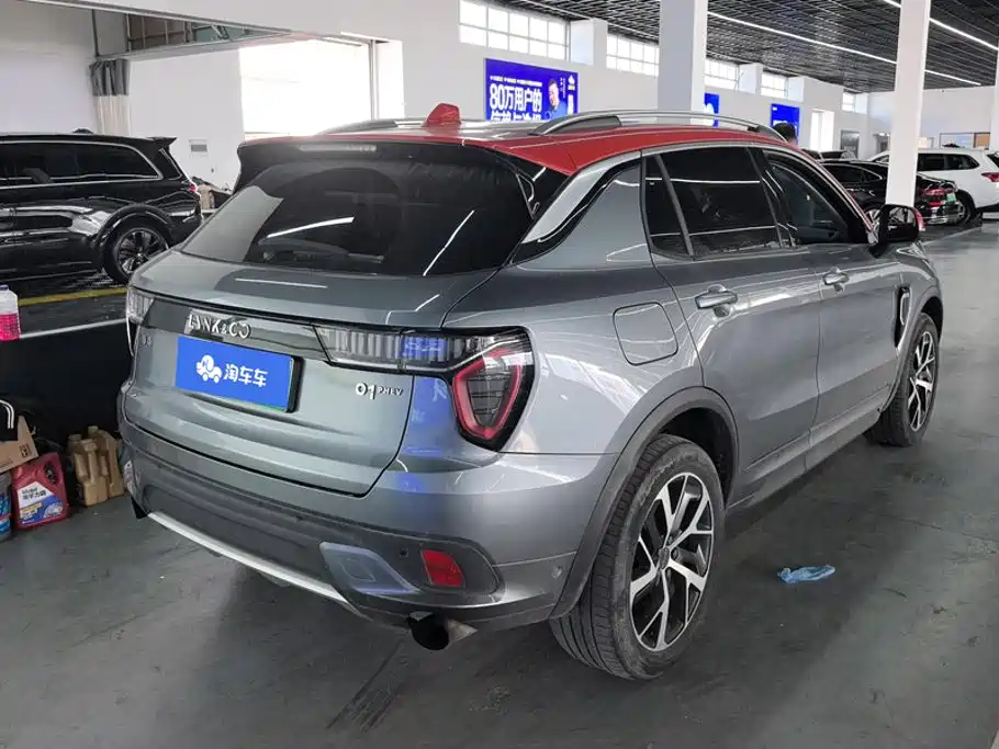 Lynk & Co 01 EM-P — миниатюра 3