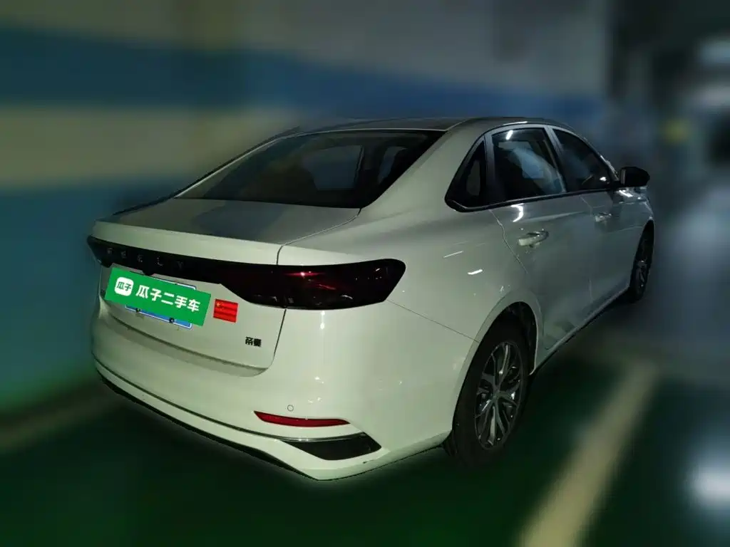 Geely Emgrand — миниатюра 4