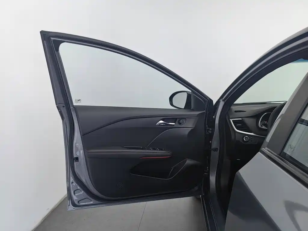 Chevrolet Monza — миниатюра 8