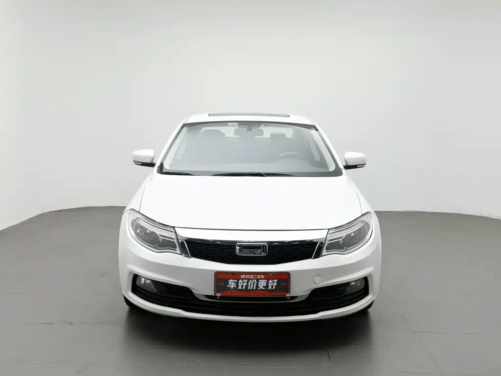 Qoros Qoros 3 — миниатюра 3