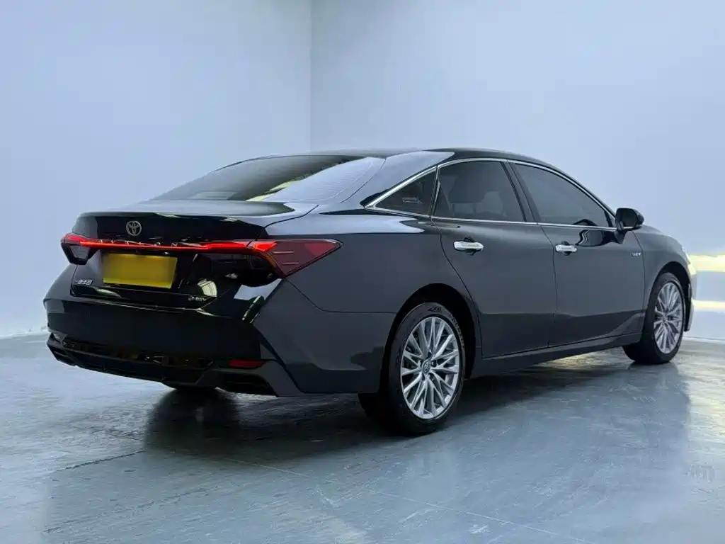 Toyota Avalon — миниатюра 15