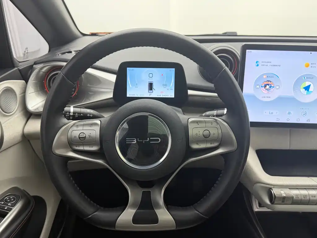 BYD Dolphin — миниатюра 16