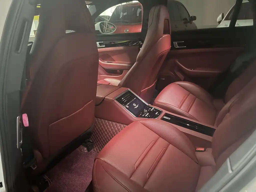 Porsche Panamera — миниатюра 7