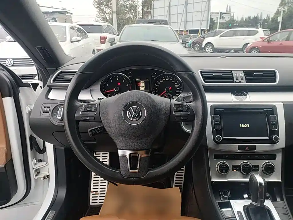 Volkswagen CC — миниатюра 11