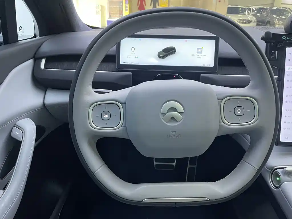 NIO ES8 — миниатюра 4