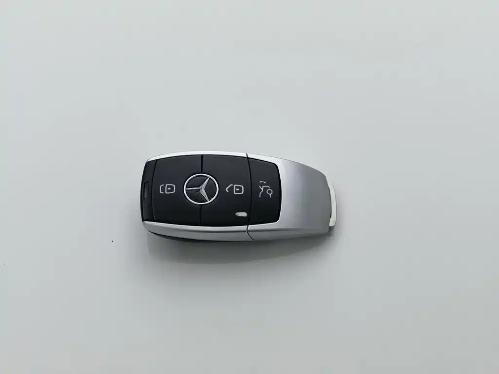 Mercedes-Benz C-Class — миниатюра 19