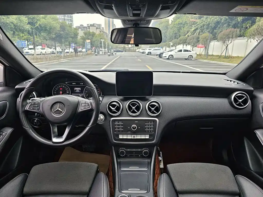 MERCEDES-BENZ A CLASS