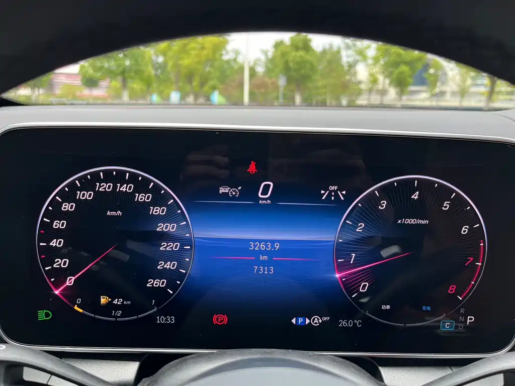 Mercedes-Benz GLC 2024 GLC 300 L 4MATIC 5 мест