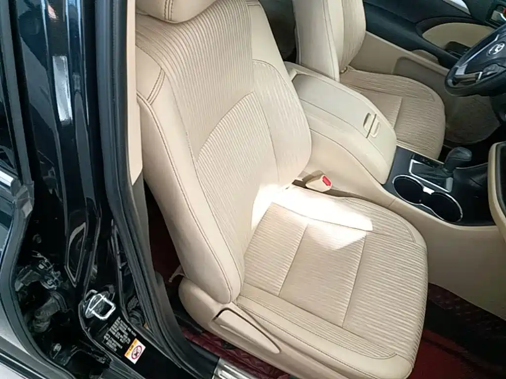Toyota Highlander — миниатюра 4