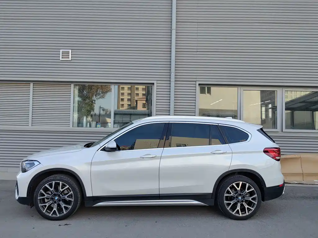 BMW X1 — миниатюра 4