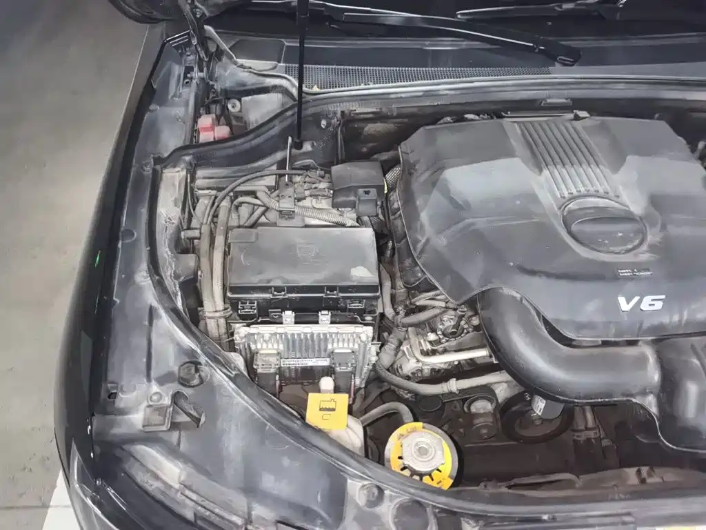 Jeep Grand Cherokee (Import) — миниатюра 21