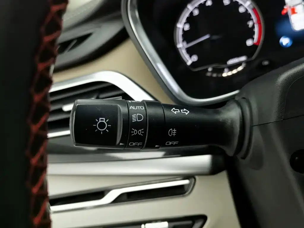 Geely Jia Ji — миниатюра 21